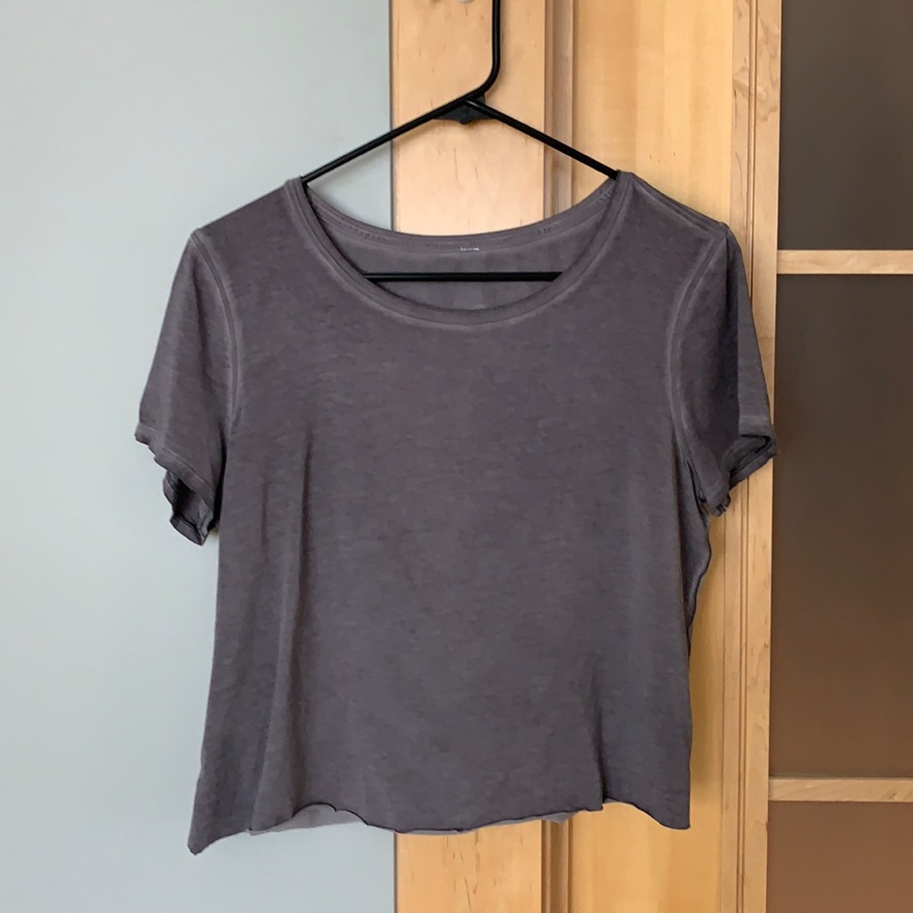 Lululemon grey athletic shirt